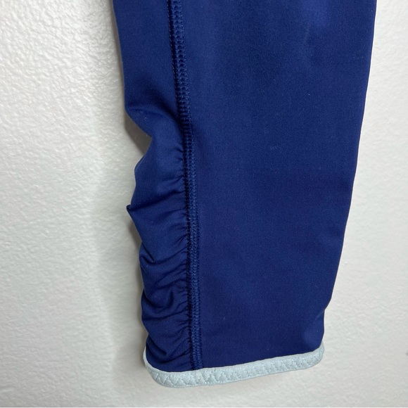 Ivivva Size 12 Girls Crop Leggings Blue - Picture 4 of 8